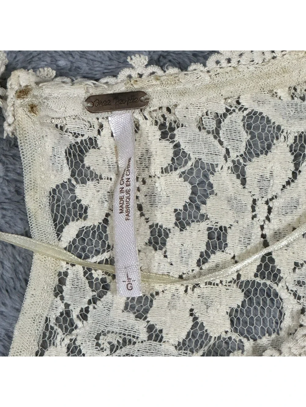 Free People Sz. Lg. With Flair Peplum Top Ivory Lace Black Applique Bell Sleeve